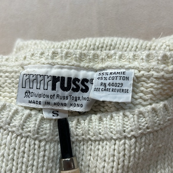 Russ Togs flower knit sweater - Picture 6 of 7
